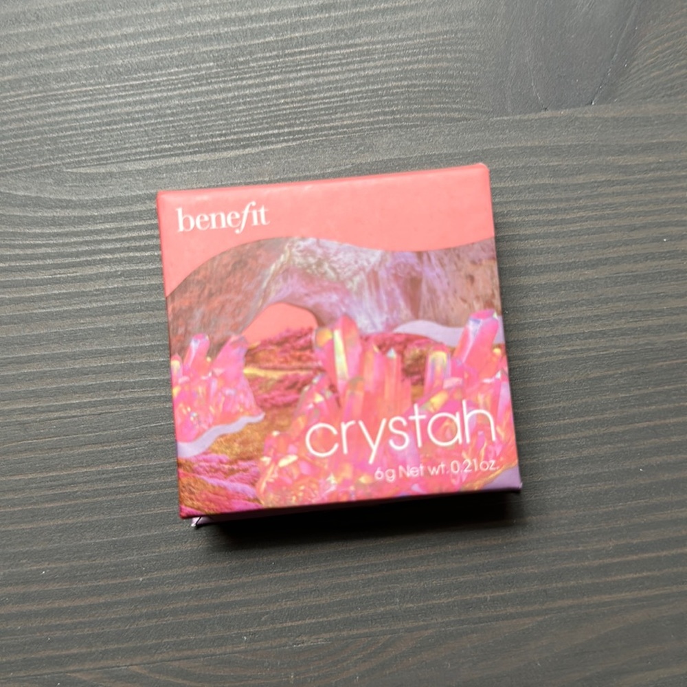• Benefit Cosmetics •  WANDERful Powder Blush in Crystah